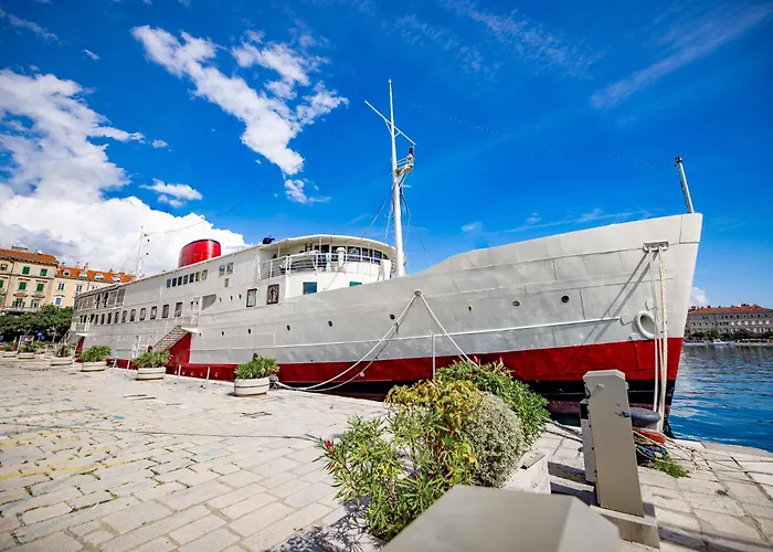 Botel Marina Rijeka